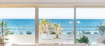 Adelos Coastal Chic by the Sea - Athens Riviera