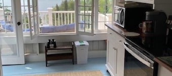 Classic Orr’s Island, Maine Cottage, sleeps 4, 1 Bath, Stunning ocean views. New Listing !!