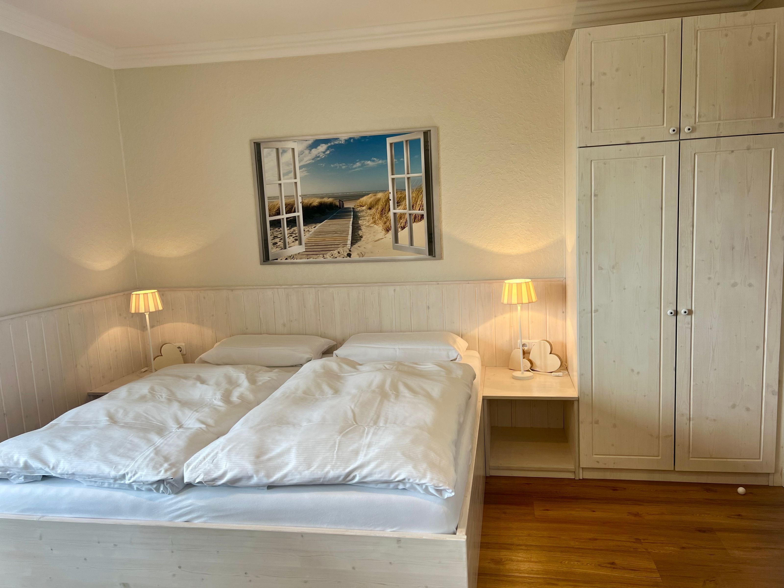 1 bedroom, in-room safe, WiFi, bed sheets