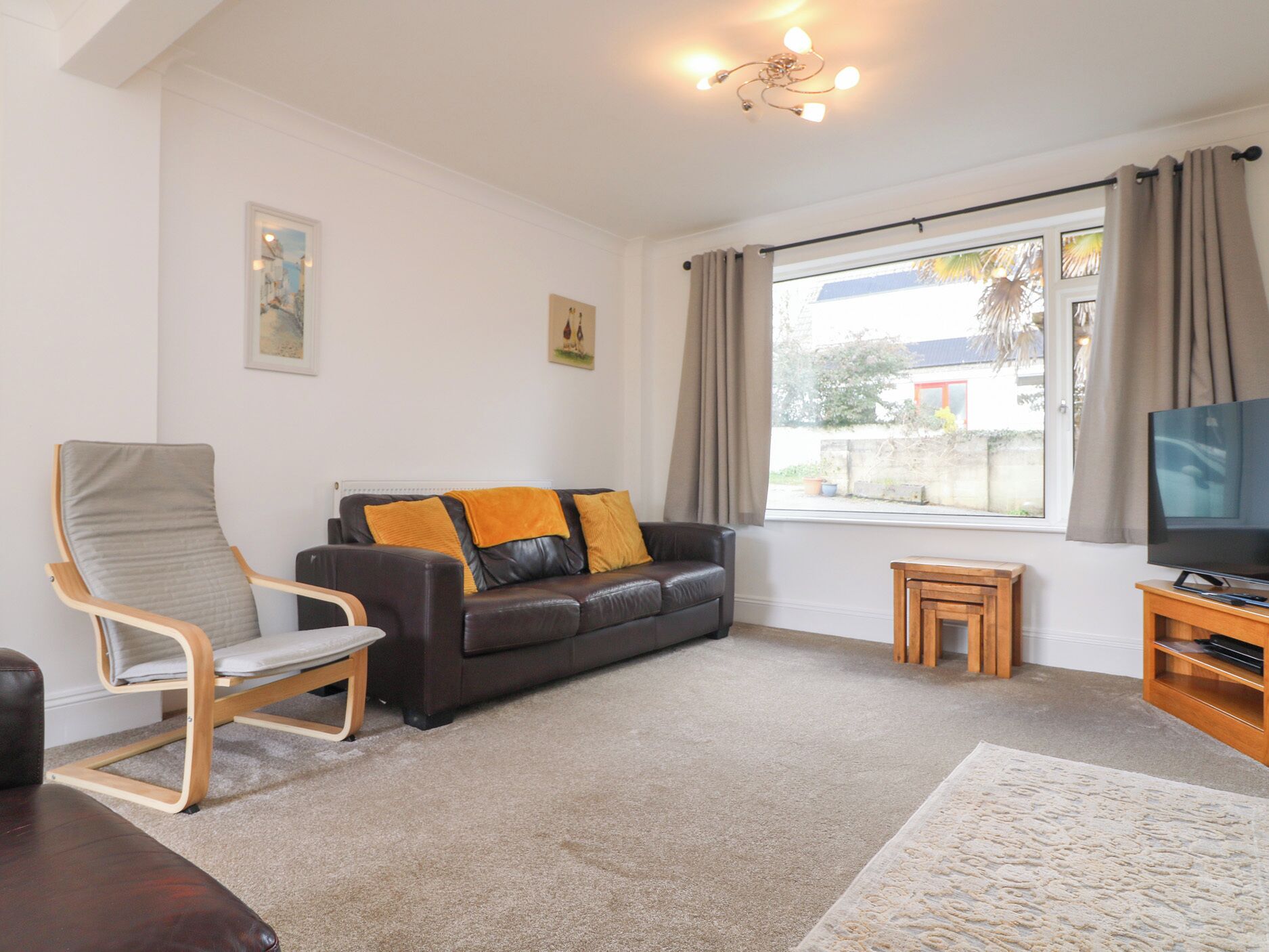 Cottage | Living area