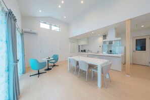 Villa, 2 Bedrooms, Non Smoking | Dining room - Villa Capri Miyakojima (Miyakojima)