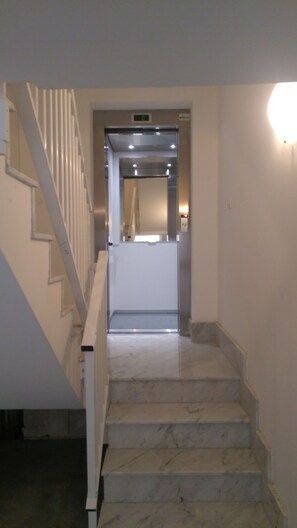 Interior - Modern 3 bedroom with A/C apartment (Haz-Zabbar)