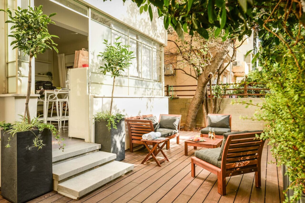 Apartment | Front of property