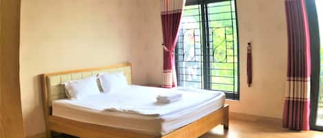 Departamento, 1 cama matrimonial | 1 habitación, escritorio, wifi gratis y ropa de cama