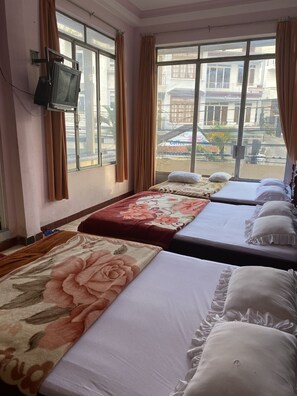 Superior Family Room - Thu Tam Hotel (Da Lat)