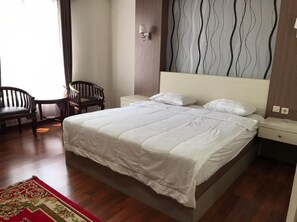 Suite - Grand Balqis Akasia Hotel (Surabaya)