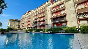 Appartement, 2 chambres, balcon, vue piscine | Piscine