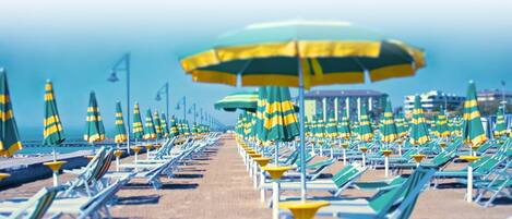 Leilighet, 2 soverom, balkong, bassengutsikt | Strand