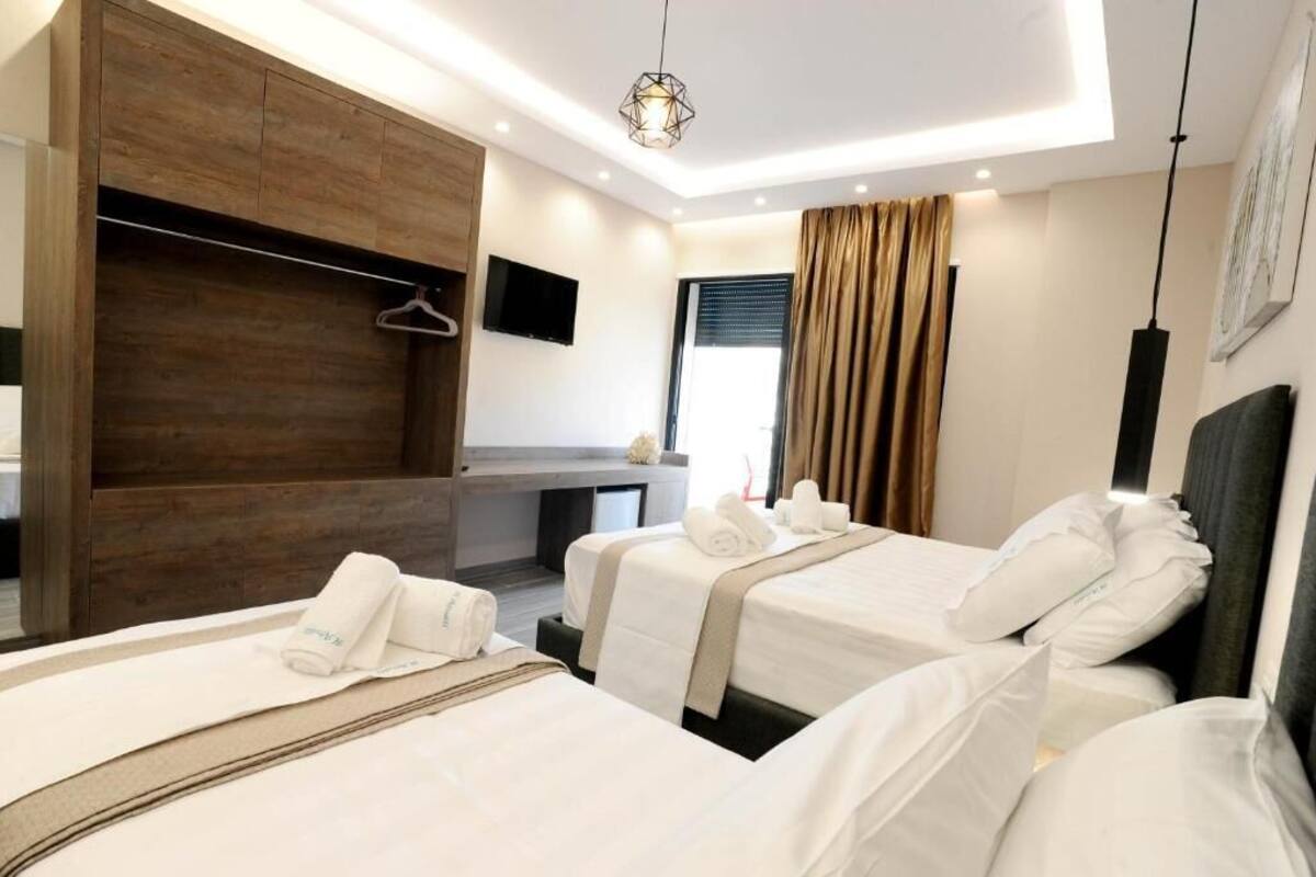 Double Room, Mountain View | Free WiFi