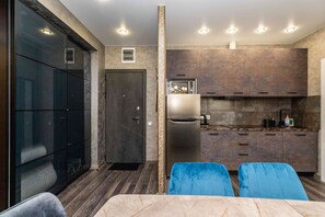 Apartment | Eigene Küche | Mikrowelle, Hochstuhl, Grillplatte, Kochgeschirr/Geschirr/Besteck