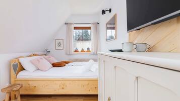 1 chambre, fer et planche Ă repasser, Wi-Fi, draps fournis