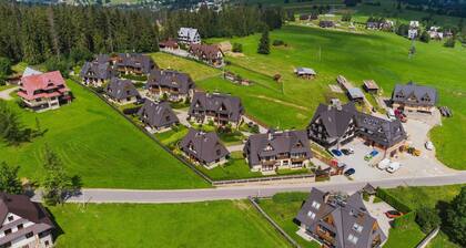 Family Suite with Balcony | View of the Tatra Mountains | Parking.