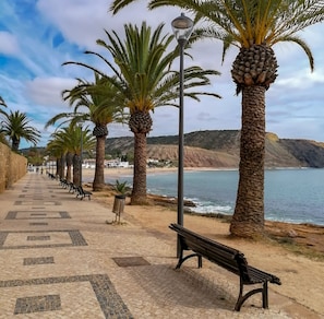 Beach - Sun and Sea - Baia da Luz Apartment (Luz)