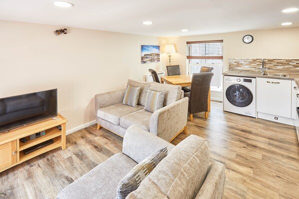 Apartment | Living area