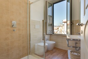 Shower, hair dryer, bidet, towels - π₯π₯π₯"Marte Suite" - in the heart of Florence! A/C - WiFi superfast! π₯π₯π₯ (Firenze)