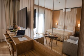 City Double Room | Egyptian cotton sheets, premium bedding, minibar, in-room safe - Bahçelievler Hotels (Ankara)