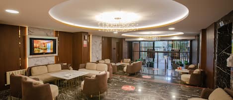 Sala de estar en el lobby