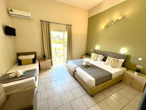 Egyptian cotton sheets, premium bedding, free WiFi, bed sheets