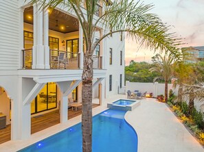 A heated pool - Seaclusion at Seagrove|Private Deeded Beach|Resort Style Heated Pool (Santa Rosa Beach)