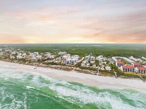 Beach nearby - Seaclusion at Seagrove|Private Deeded Beach|Resort Style Heated Pool (Santa Rosa Beach)