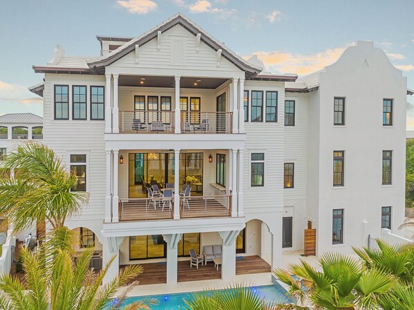 Exterior - Seaclusion at Seagrove|Private Deeded Beach|Resort Style Heated Pool (Santa Rosa Beach)