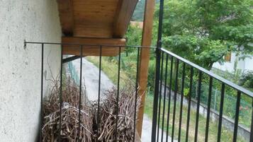 Chalet, 1 camera da letto, balcone, vista giardino | Balcone