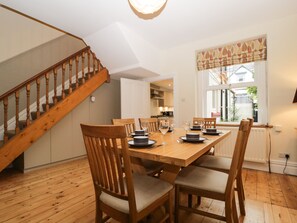 คอทเทจ | ภายใน