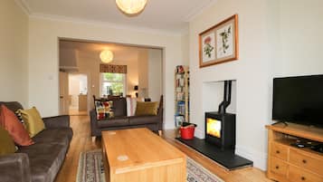 Cottage | Living room