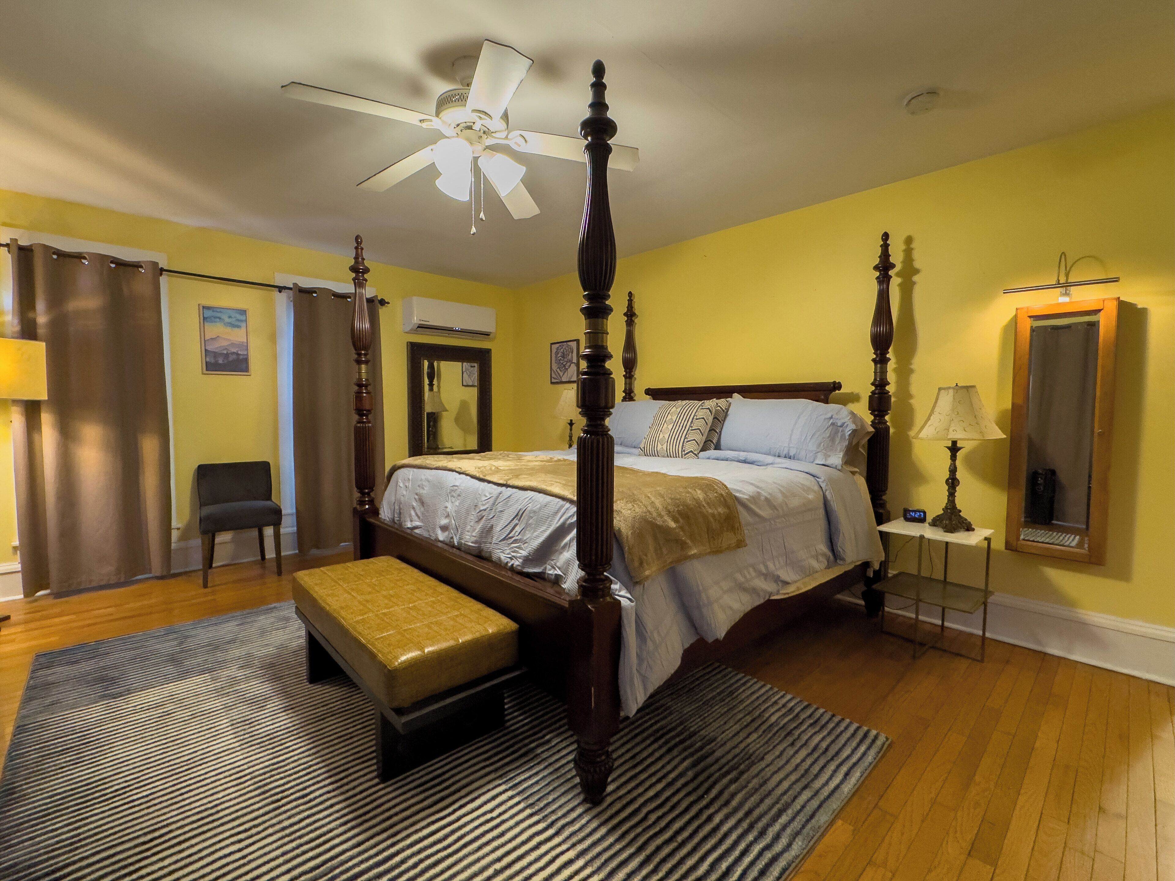 Individually decorated, individually furnished, desk, laptop workspace