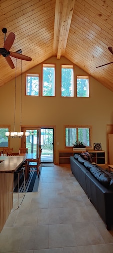 Blue Water Bay - On MN's  most beautiful lake! Great Fishing, recreation, wifi