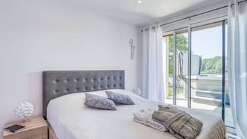 2 chambres, fer et planche Ă repasser, Wi-Fi gratuit, draps fournis