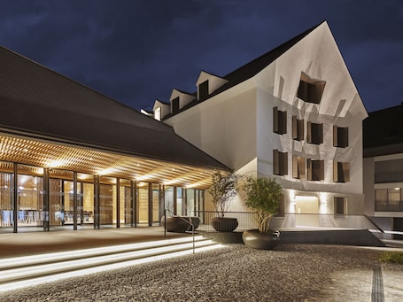 Front of property. Hotel Caspar