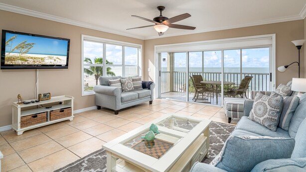 Interior - Bay to Beach C1 by Coastal Vacation Properties (Fort Myers Beach)