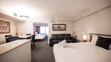 1 bedroom, desk, iron/ironing board, WiFi