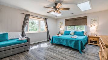 5 chambres, fer et planche Ă repasser, accĂšs Internet, draps fournis