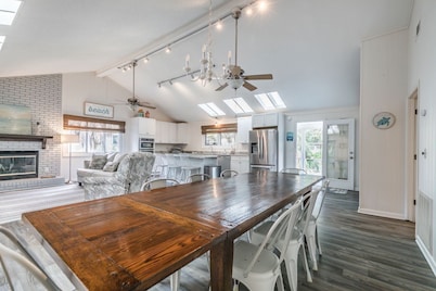 Fripp Island/Multi Family Friendly/ Dog Friendly/Spacious 3rd Row home/6 Seater Golf cart incl/-703 Amberjack