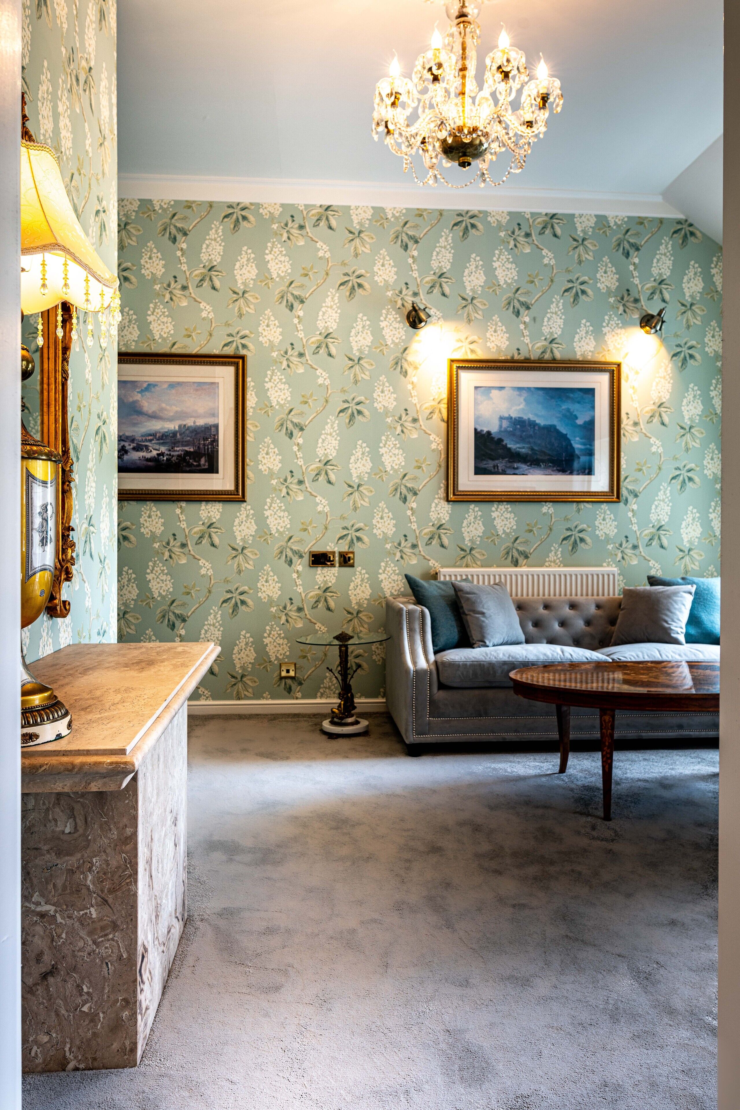 Suite Superior | Didekorasi berbeda-beda, setrika/meja setrika, dan Wi-Fi gratis