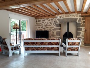 Interior - Gîte à la Campagne 3 Étoiles (Saint-Martin-l'Aiguillon)