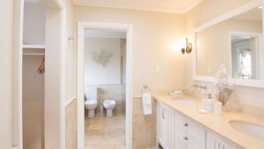 Casa de ciudad, 4 habitaciones | Baño