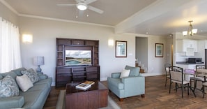 Townhome, 3 Bedrooms | Living room