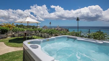 Condo, 2 Bedrooms | Tab spa persendirian