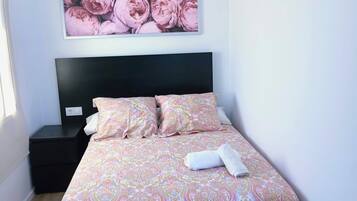 2 chambres, fer et planche Ă repasser, lit parapluie, Wi-Fi gratuit