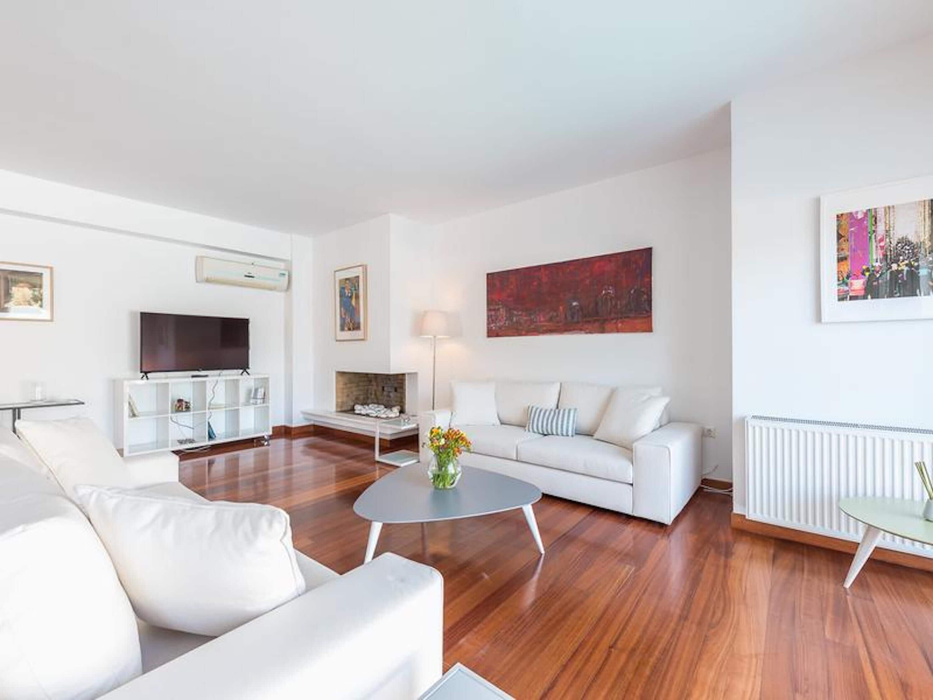 Biệt thự, 4 phòng ngủ, hồ bơi riêng, quang cảnh hồ bơi | Nội thất