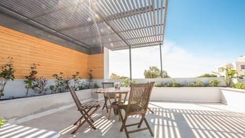 วิลล่า, 4 ห้องนอน, สระว่ายน้ำส่วนตัว, วิวสระว่ายน้ำ | บริเวณภายนอก