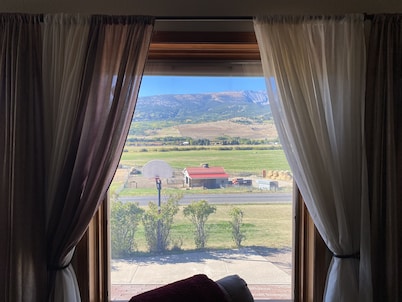 Anaconda Chalet - Ski Discovery, Golfing, Fishing, Mountains and incredible view