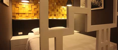 Habitación doble superior | Minibar, decoración personalizada, muebles diferentes y escritorio