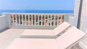 Studio, 1 Bedroom, Balcony, Garden View | Terrace/patio