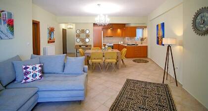 KYPARISSIA LUXURY HOME