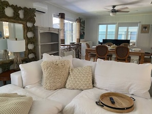 TV, peis og stereoanlegg