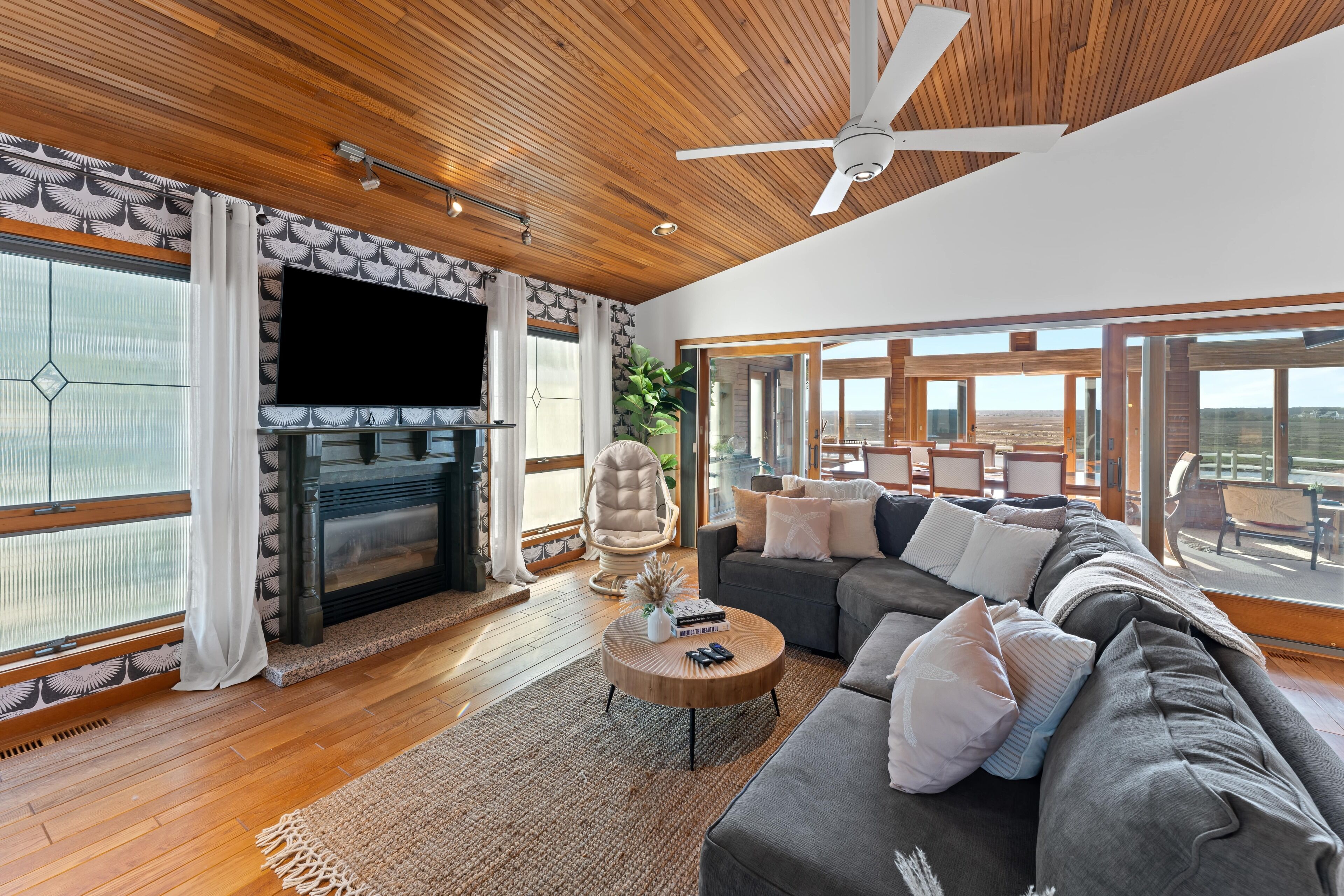 Spacious Waterfront Beach Chalet